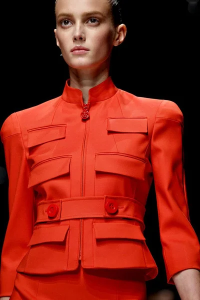 Look 76
